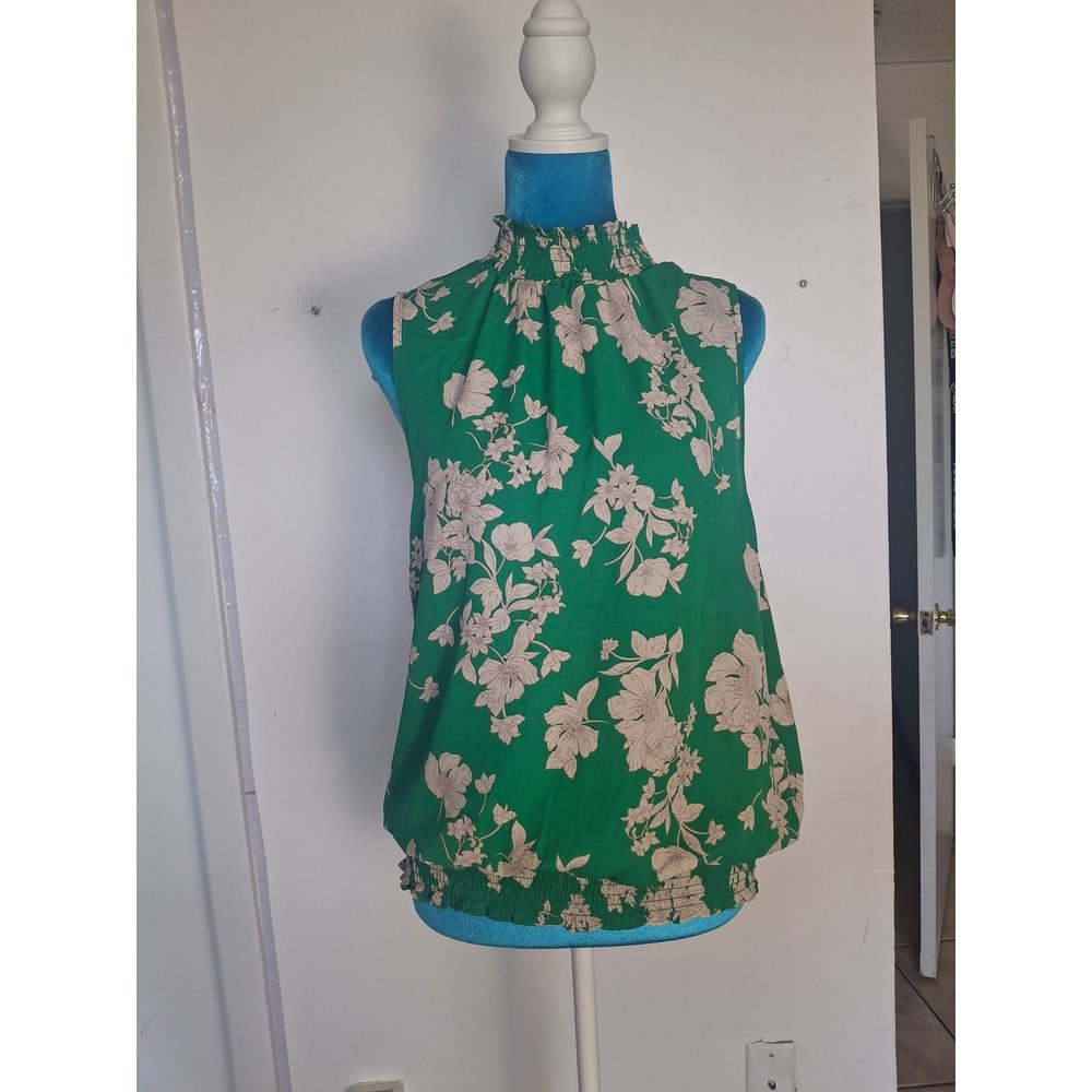 Sienna Sky Green Floral Smocked High Neck Sleeveless Blouse NWT Large 02CT4067